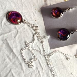 Acrylic Earrings w Pendant Necklace